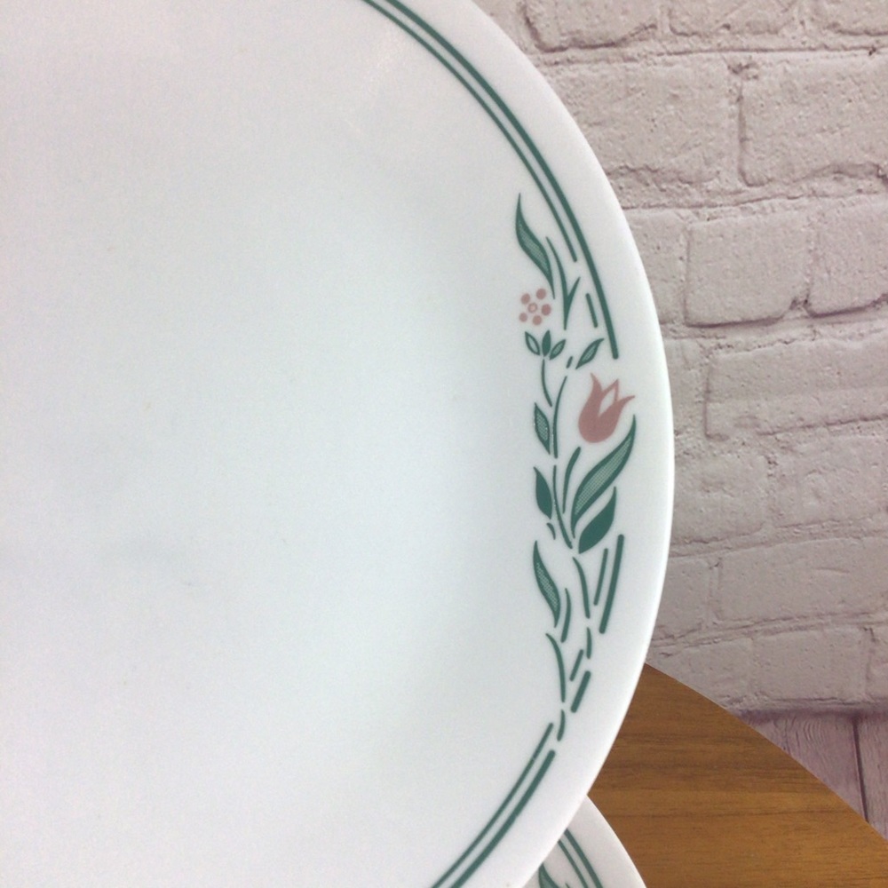 Vtg. Corning Corelle “Rosemarie Tulip” Plates - Picture 3 of 5